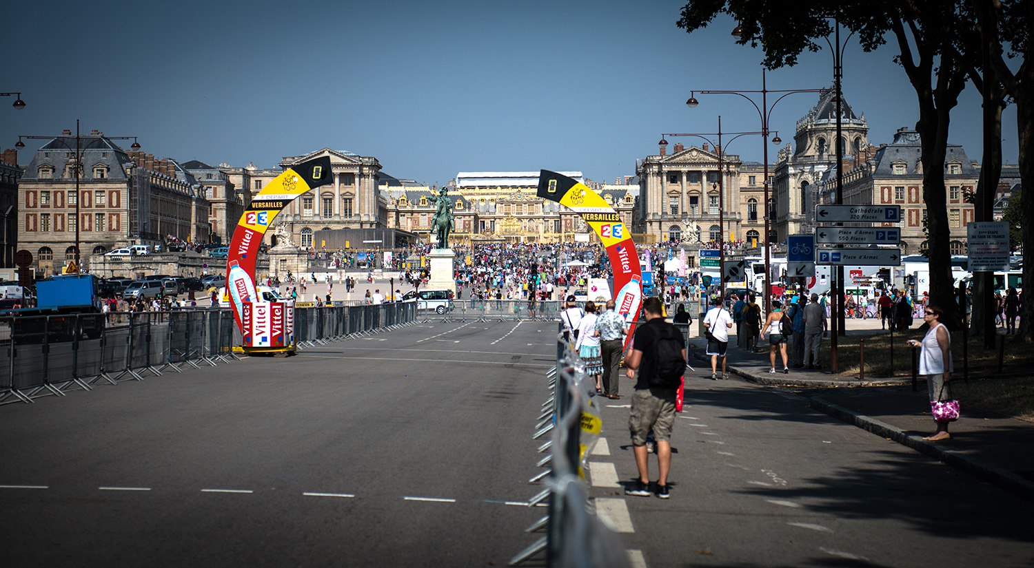 The start of the final stage at Versailles, Tour de France - Stage 21, 2013