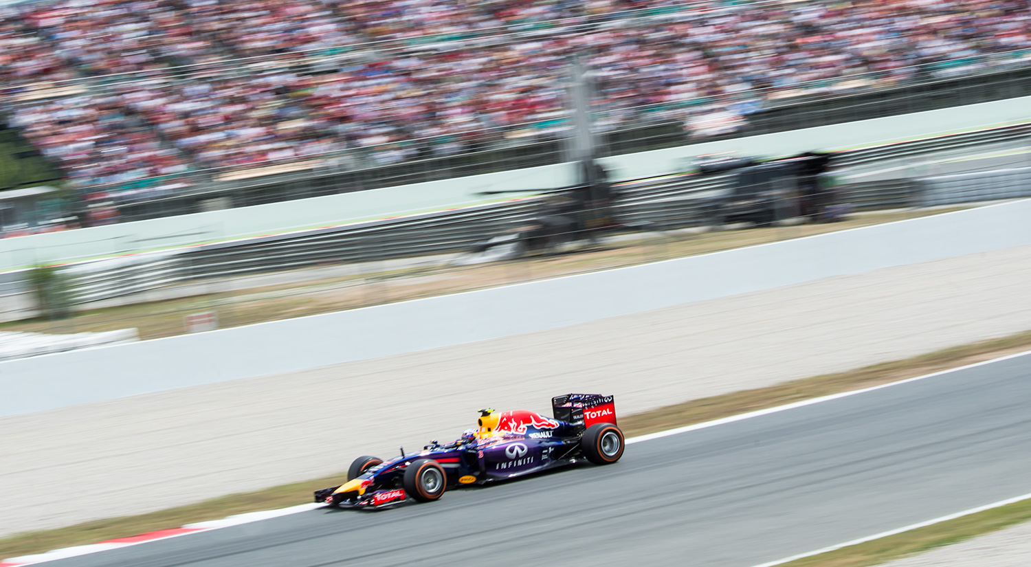 Daniel Ricciardo - Red Bull,  Circuit de Catalunya, Barcelona, Spain, 2014
