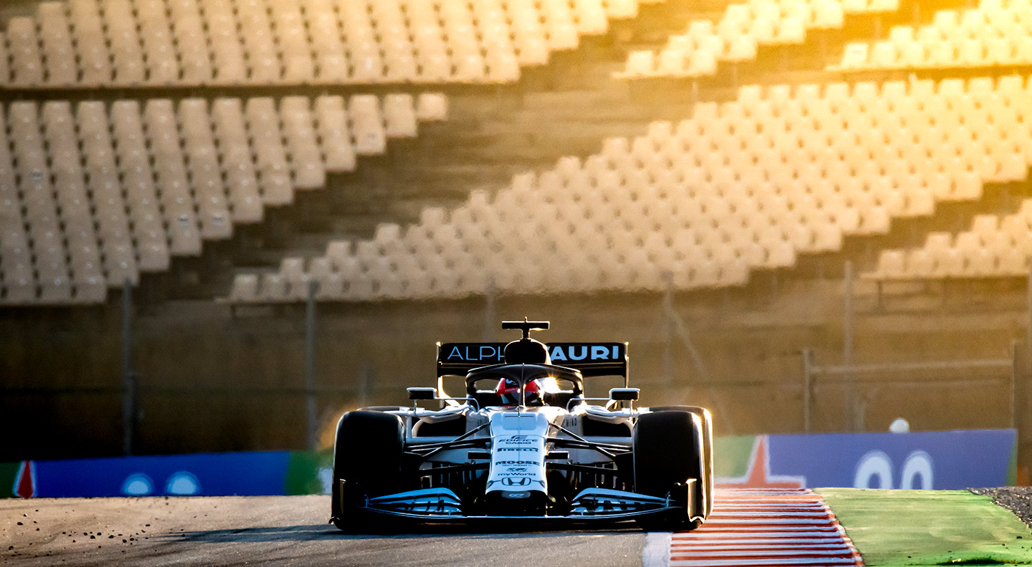 Daniil Kvyat - AlphaTauri, Winter Testing, Circuit de Catalunya,  2020