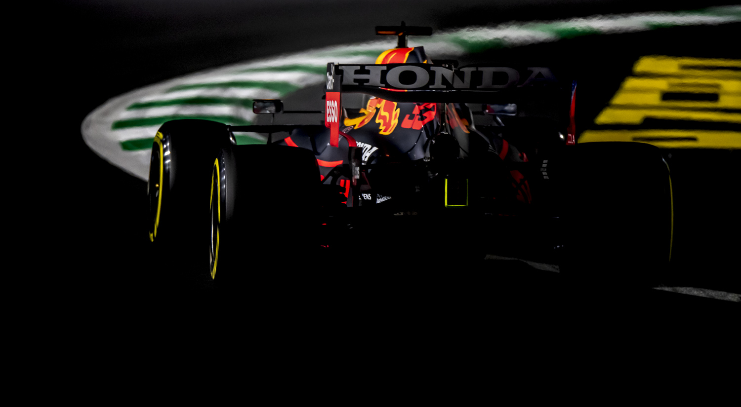 Max Verstappen - Red Bull Racing, Jeddah Corniche Circuit, 2021