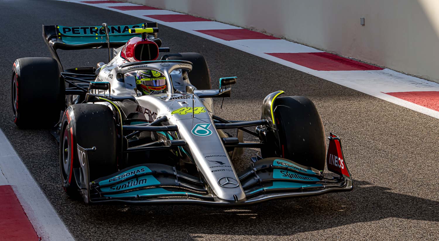 Lewis Hamilton - Mercedes, Yas Marina, 2022