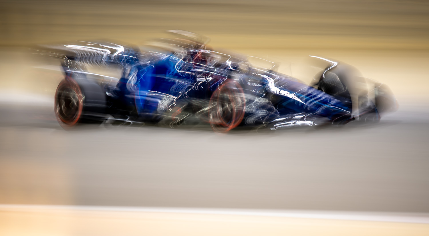 Alex Albon - Williams, Bahrain International Circuit, 2022