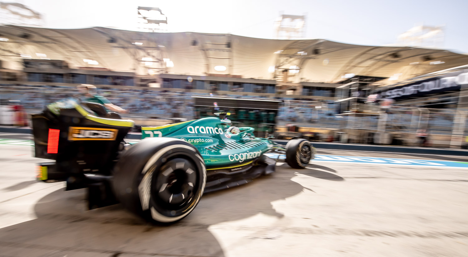 Nico Hulkenberg - Aston Martin F1 Team, Bahrain International Circuit, 2022